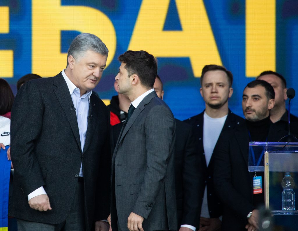 Image: President.gov.ua, Debates of Petro Poroshenko and Volodymyr Zelenskyy (2019-04-19) 02, CC BY 4.0, via Wikimedia Commons, (no changes made)